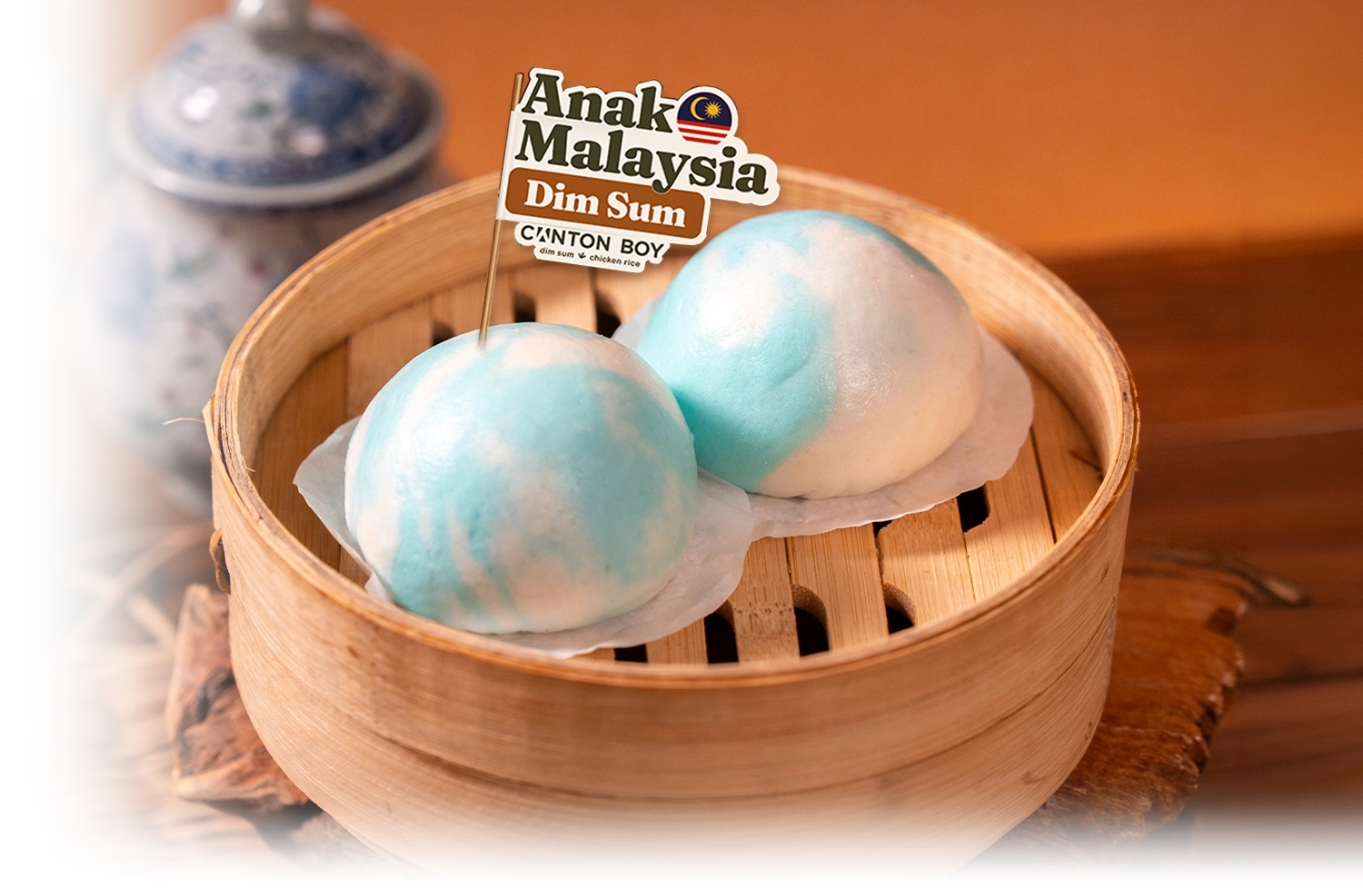 gradient A12 Bunga Telang Coconut Bun
